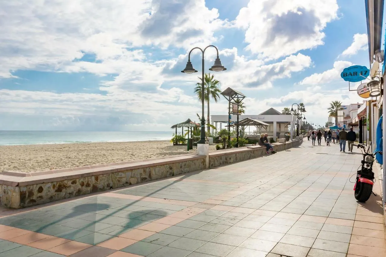 Sf Carihuela Luxury Suite Torremolinos Daire